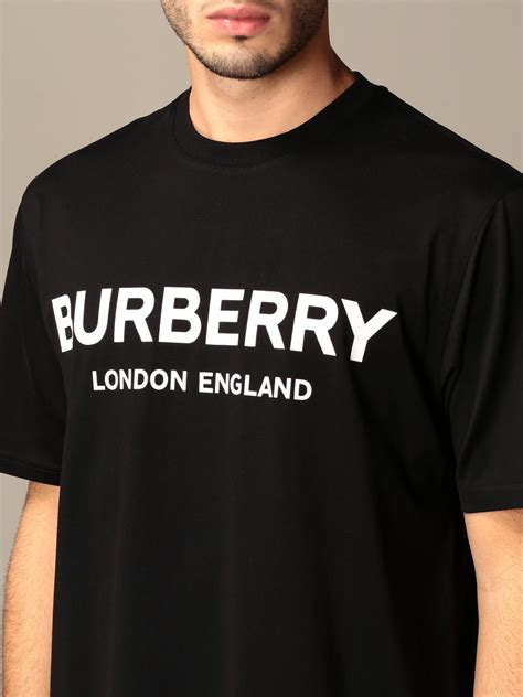 burberry t shirt original.